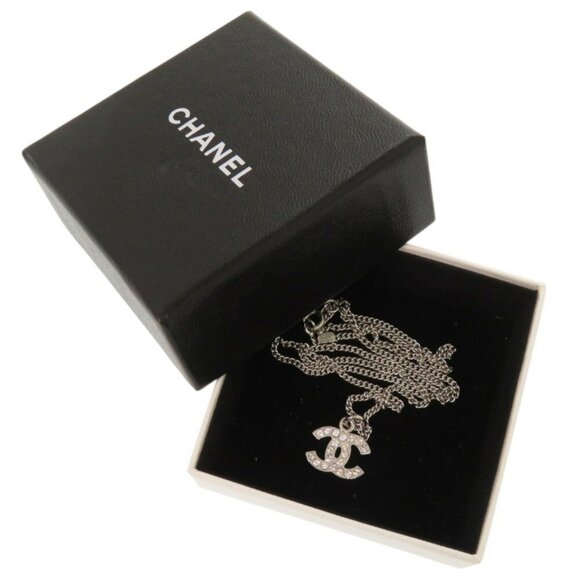 CHANEL Silver Logo Necklace - Picture 3 of 7